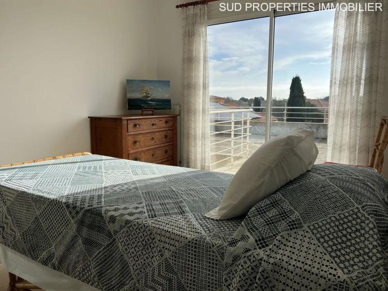 Maison - 216 m² - 6 pièces