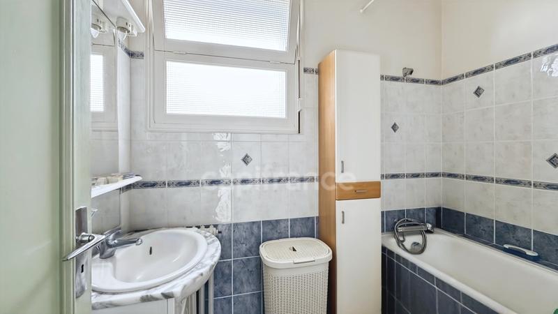 Maison - 99 m² - 5 pièces