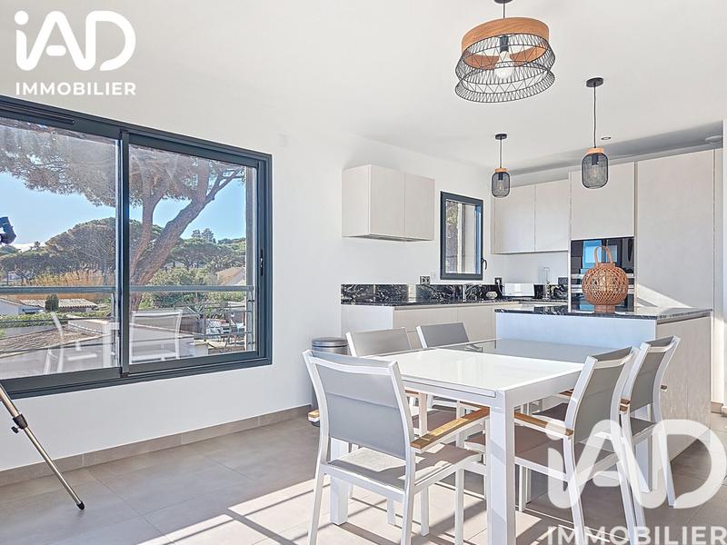 Appartement - 90 m² - 3 pièces