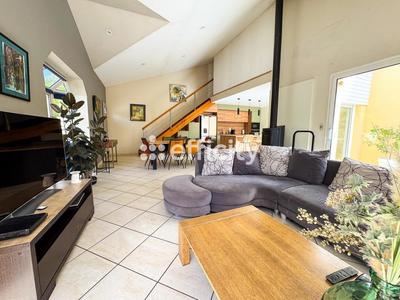 Maison - 120 m² - 4 pièces