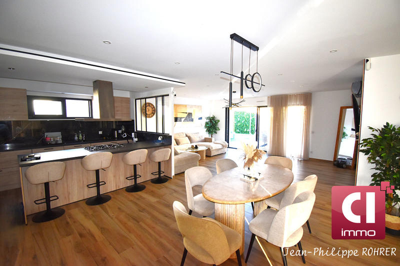 Maison - 141 m² - 5 pièces