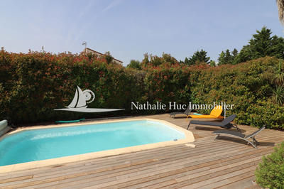 Maison - 198 m² - 6 pièces