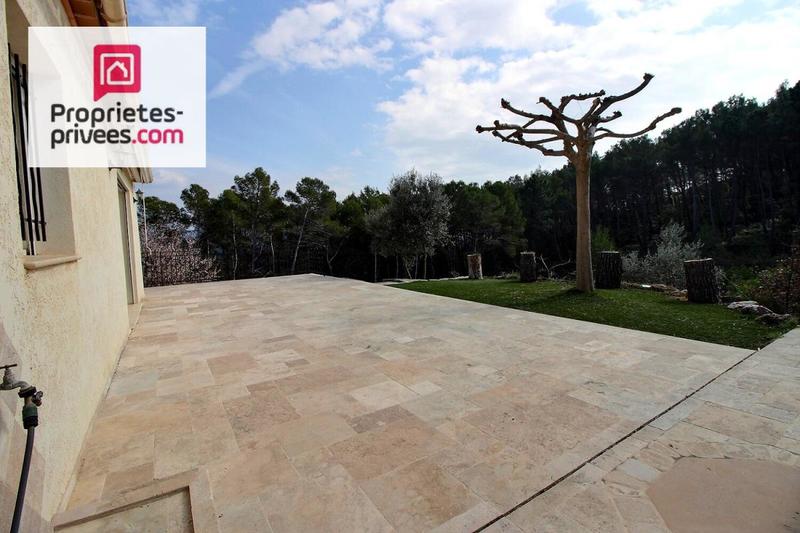 Villa - 130 m² - 6 pièces