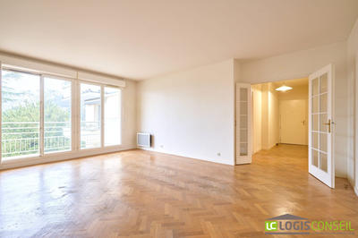 Appartement - 106 m² - 5 pièces
