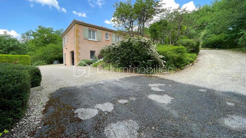 Maison - 116 m² - 4 pièces