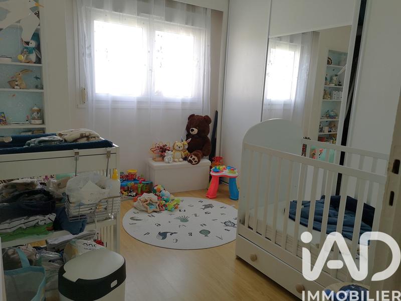 Maison - 95 m² - 5 pièces