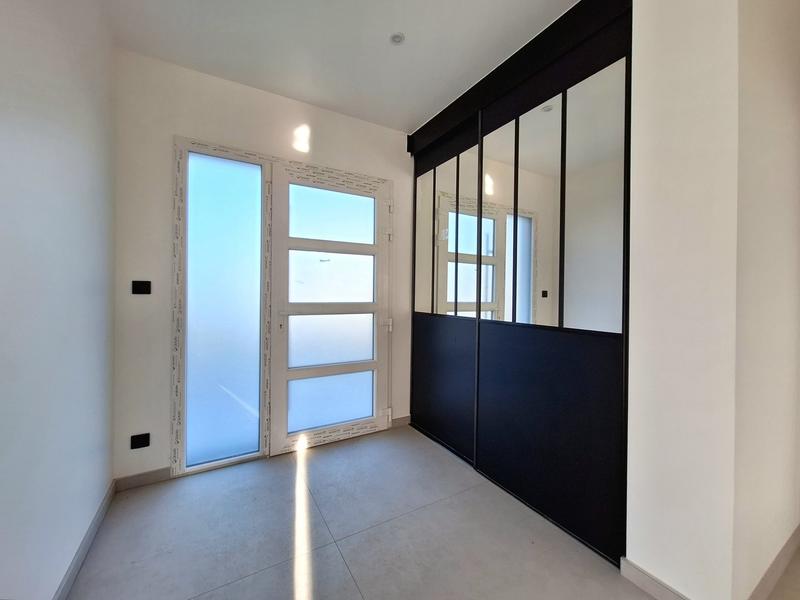 Maison contemporaine - 150 m² - 6 pièces