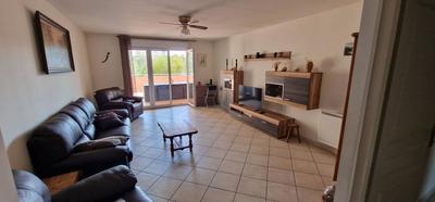 Appartement - 81 m² - 3 pièces