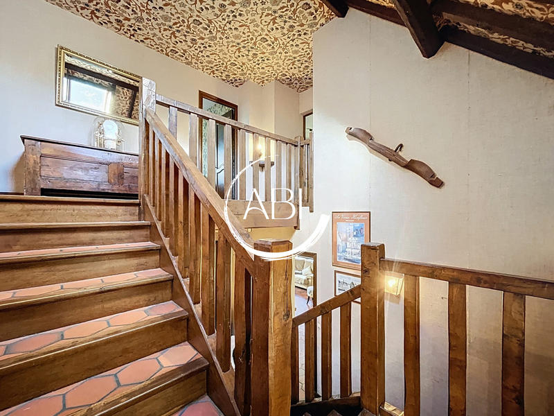 Maison ancienne - 140 m² - 6 pièces