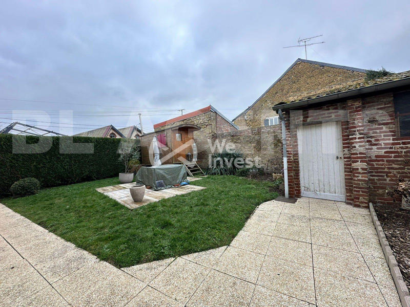 Maison - 247 m² - 10 pièces