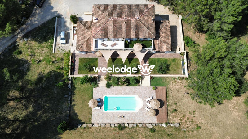 Bastide - 334 m² - 9 pièces