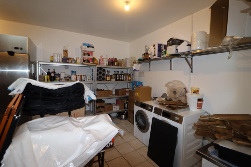 Local commercial - 169 m²