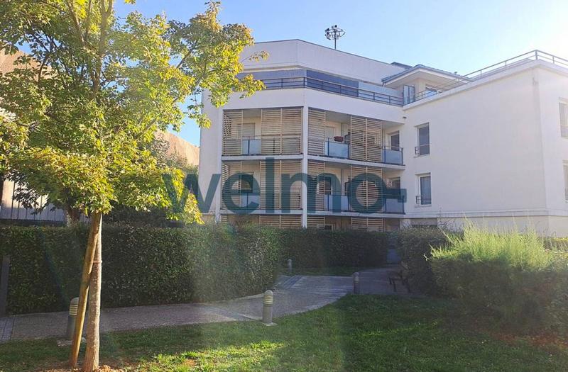 Duplex - 74 m² - 4 pièces