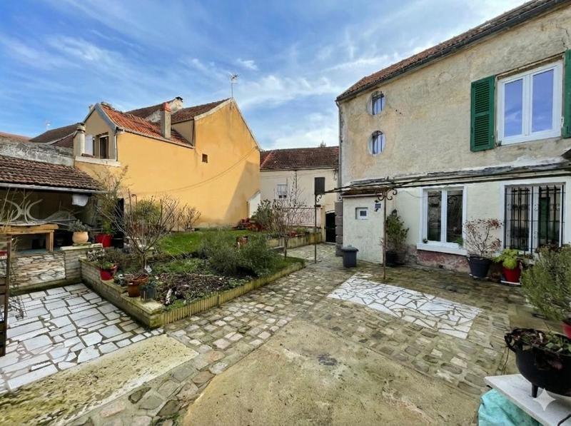 Maison - 122 m² - 5 pièces