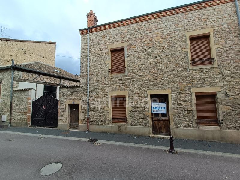 Maison - 398 m² - 8 pièces