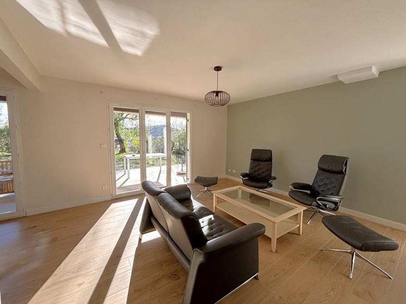 Maison - 122 m² - 5 pièces