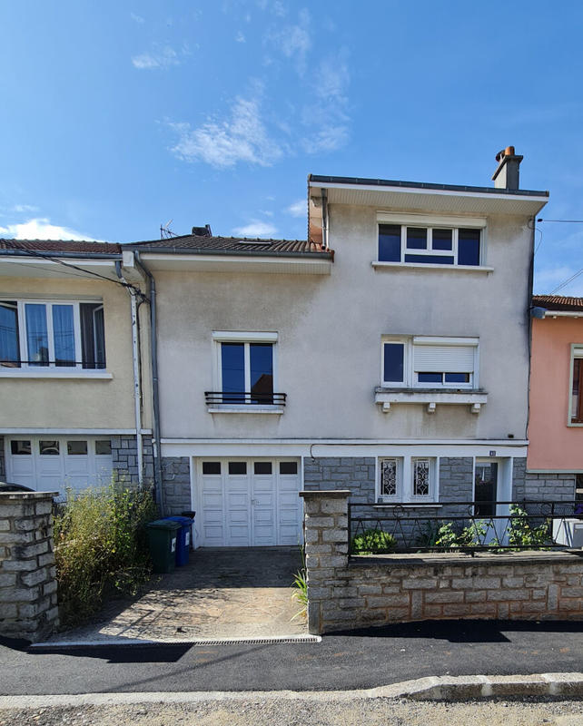 Maison - 130 m² - 7 pièces