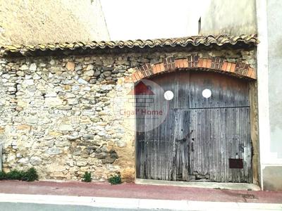 Maison - 130 m² - 1 pièce