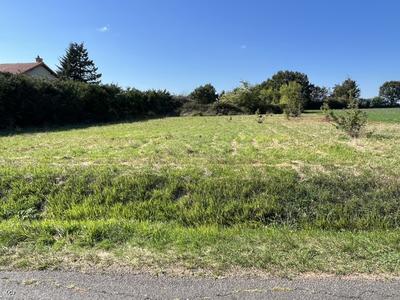 Terrain constructible - 1 776 m²