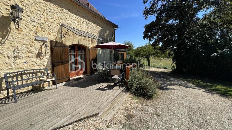 Maison en pierre - 266 m² - 10 pièces