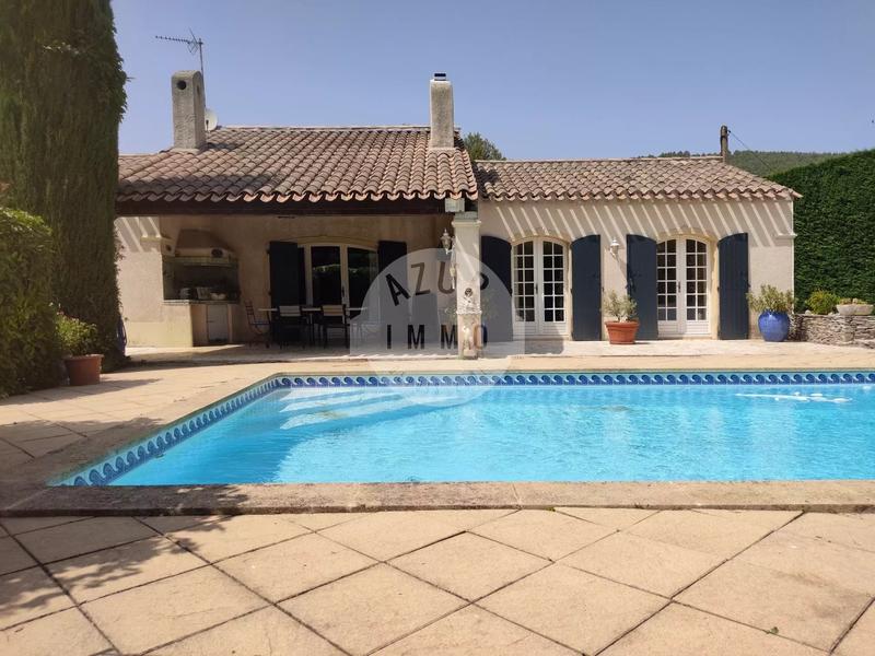 Maison - 160 m² - 5 pièces