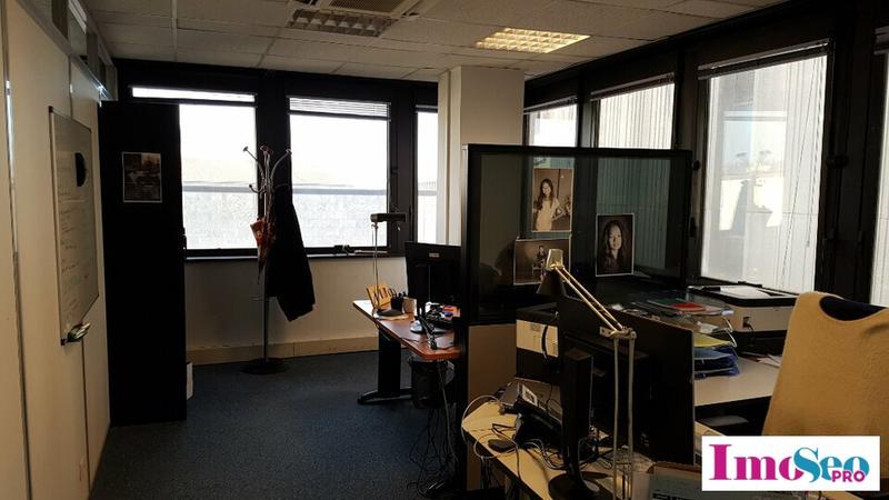 Bureau - 330 m²