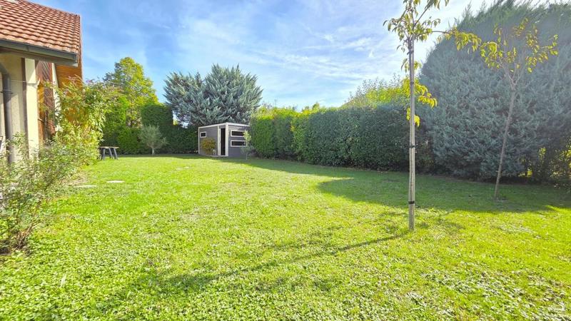 Maison - 219 m² - 7 pièces