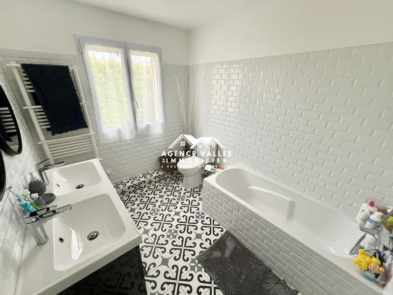 Maison - 108 m² - 6 pièces