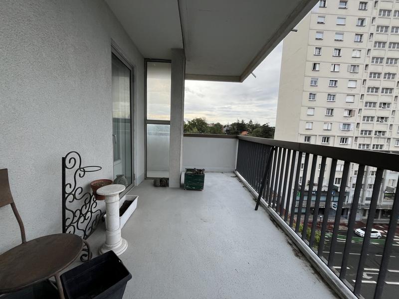 Appartement - 70 m² - 4 pièces