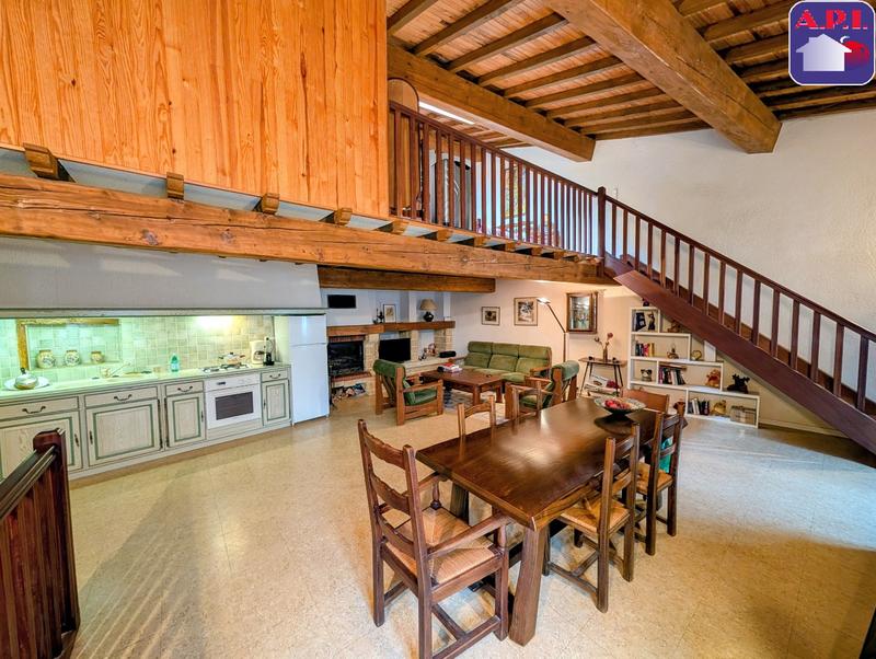 Maison - 171 m² - 6 pièces