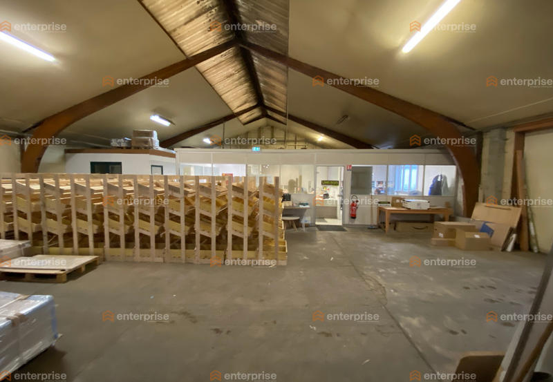 Local d'activité / Entrepôt - 600 m²