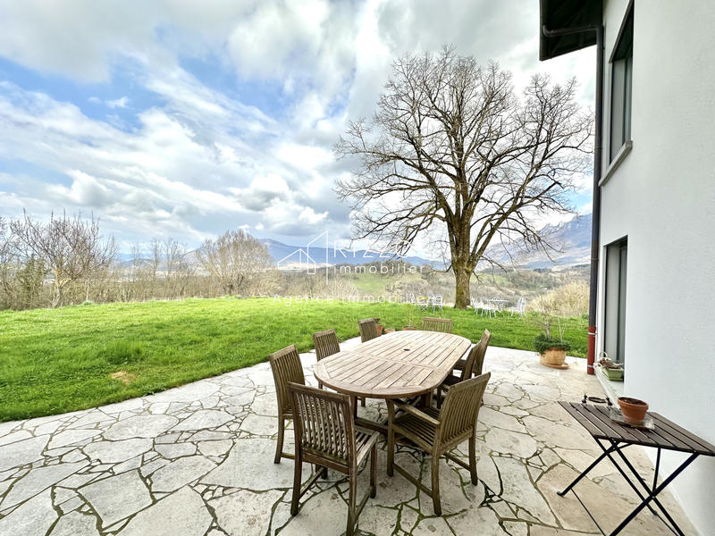 Ferme - 673 m² - 13 pièces