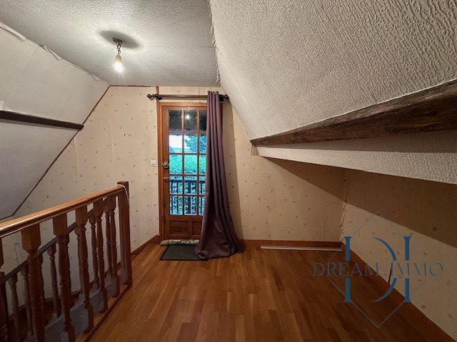 Maison - 143 m² - 5 pièces