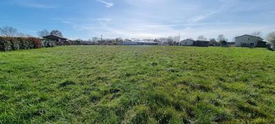 Terrain constructible - 2 091 m²