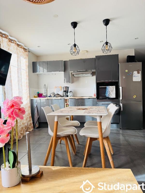 Chambre - 13 m² - 1 pièce