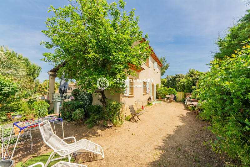 Maison - 218 m² - 7 pièces