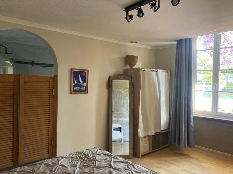 Maison - 200 m² - 7 pièces