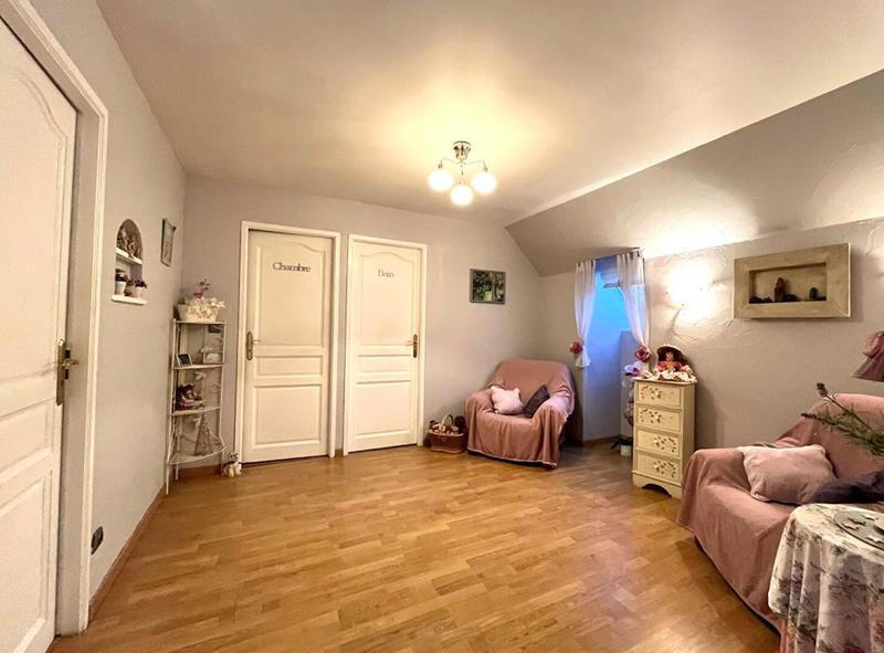 Maison - 148 m² - 7 pièces