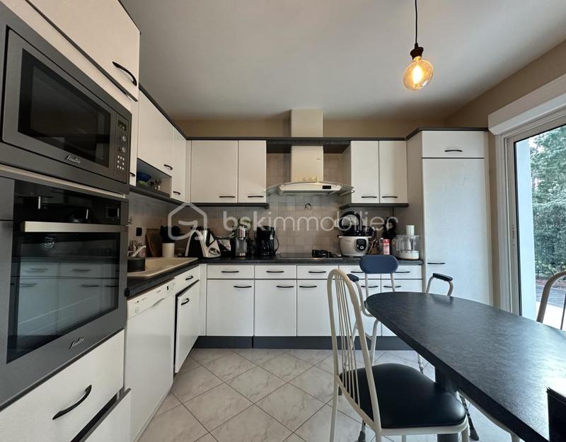 Pavillon - 120 m² - 6 pièces