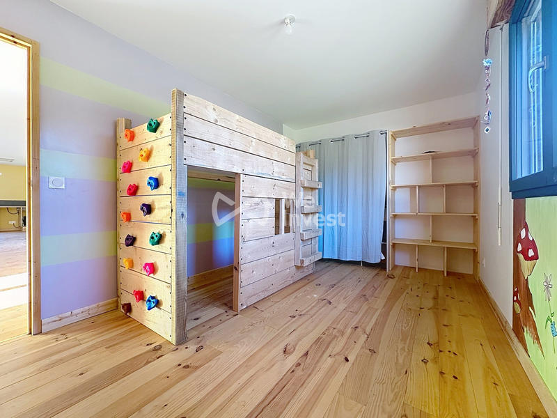 Maison - 96 m² - 4 pièces