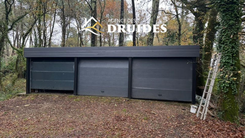 Maison - 235 m² - 8 pièces