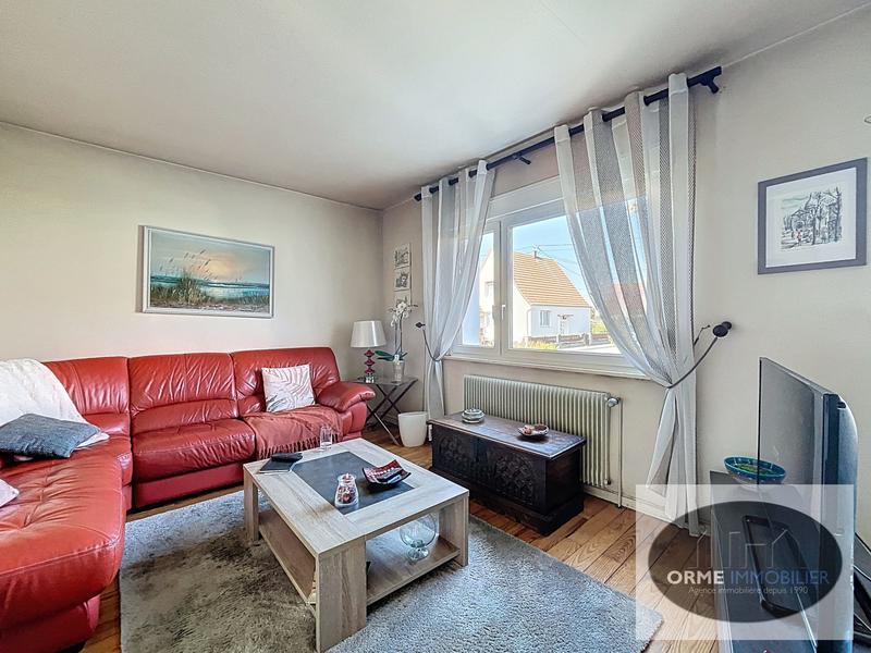 Maison traditionnelle - 110 m² - 5 pièces