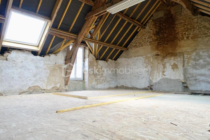 Maison en pierre - 81 m² - 5 pièces