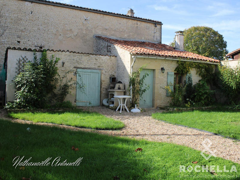 Maison ancienne - 532 m² - 19 pièces