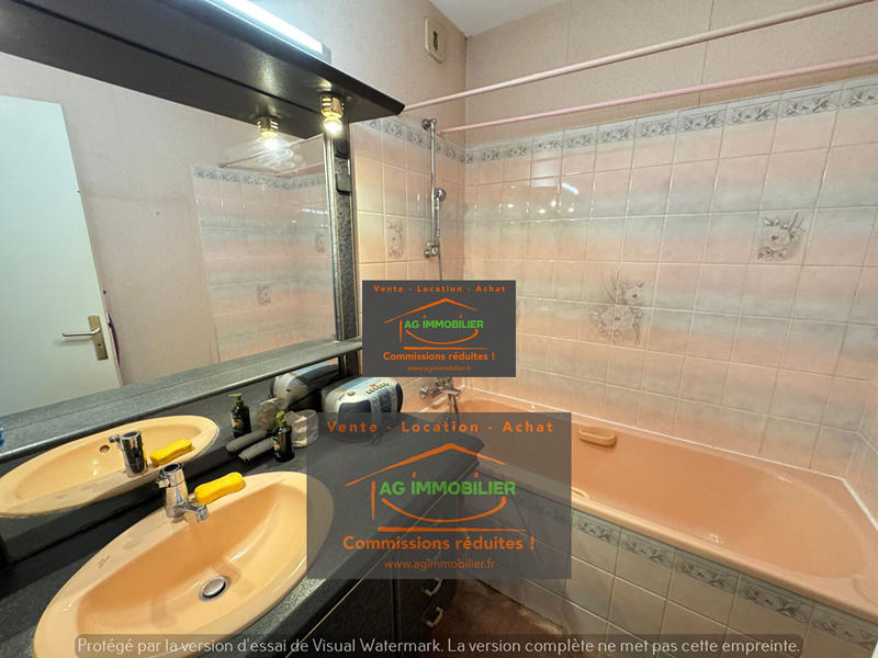 Appartement - 77 m² - 3 pièces