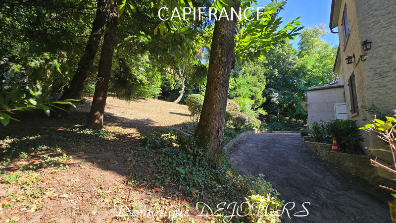 Maison - 192 m² - 6 pièces