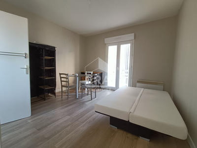 Immeuble - 20 m² - 5 pièces