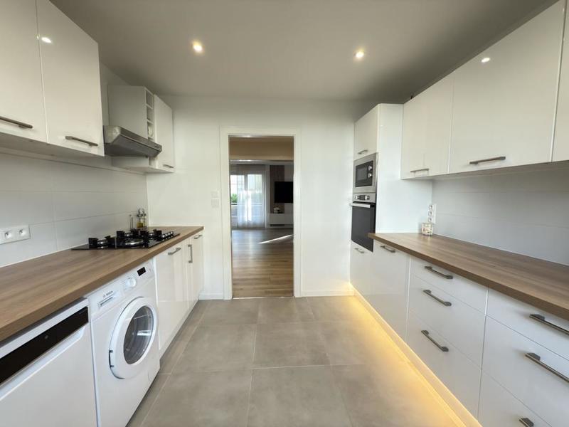 Appartement - 89 m² - 4 pièces