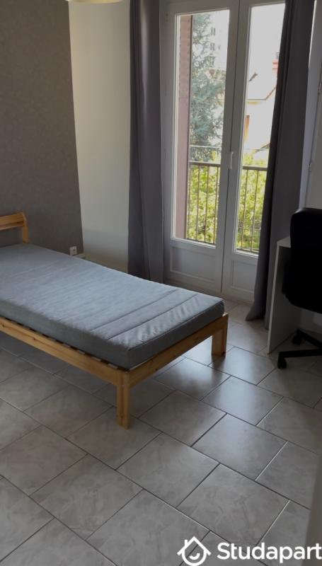 Chambre - 9 m² - 1 pièce