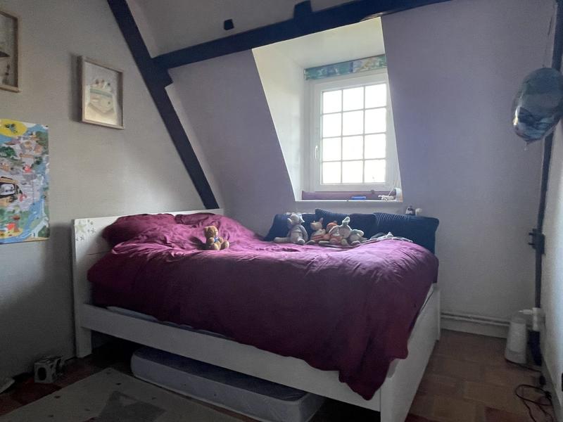 Maison - 225 m² - 8 pièces